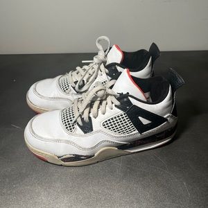 Jordan 4 retro pale citron size 1Y